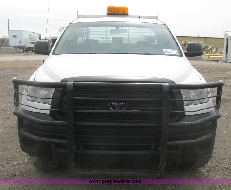 image for item K2987 2010 Toyota Tundra pickup truck
