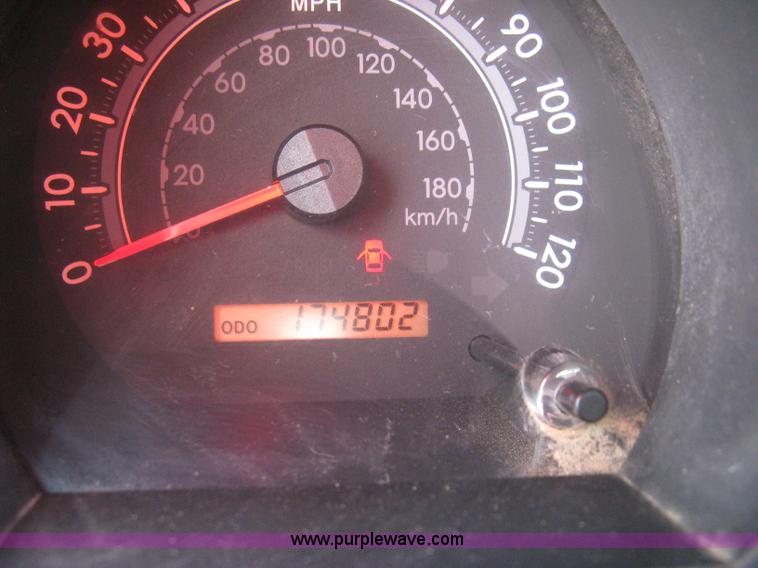 image for item K2987 2010 Toyota Tundra pickup truck