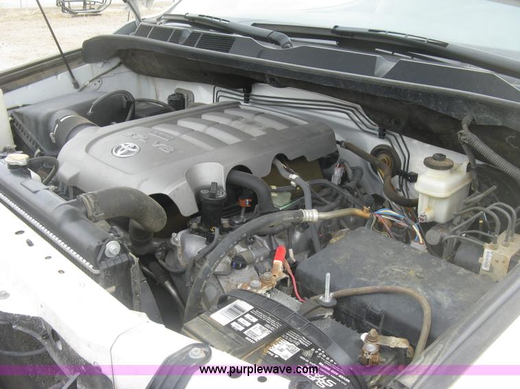 image for item K2987 2010 Toyota Tundra pickup truck