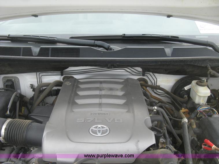 image for item K2987 2010 Toyota Tundra pickup truck