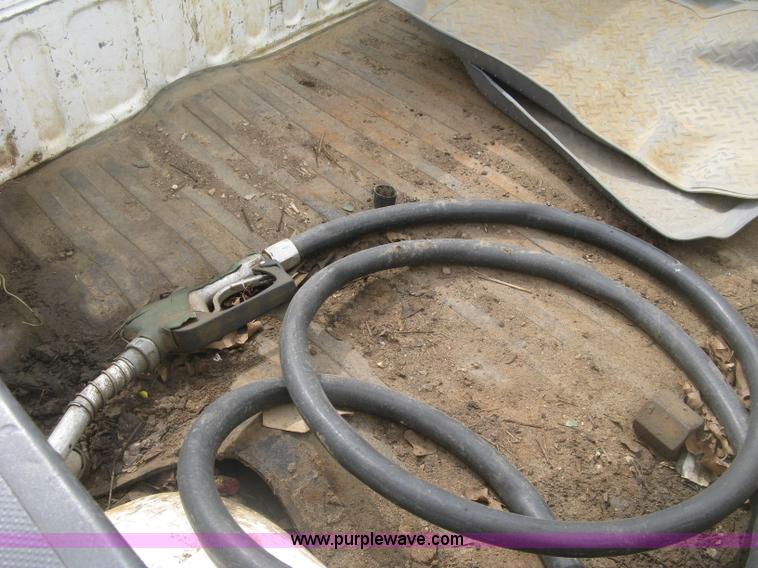 image for item K2987 2010 Toyota Tundra pickup truck