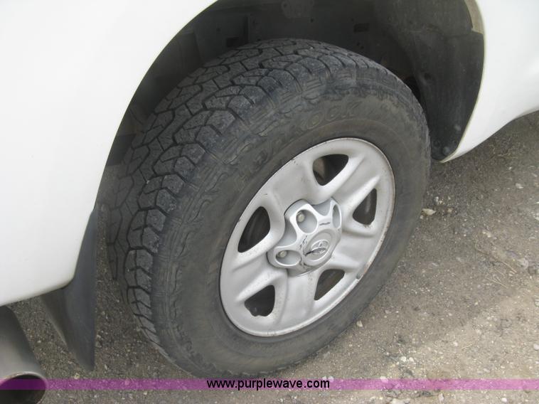 image for item K2987 2010 Toyota Tundra pickup truck