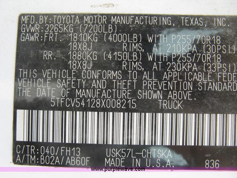 image for item K2989 2008 Toyota Tundra double cab pickup tuck