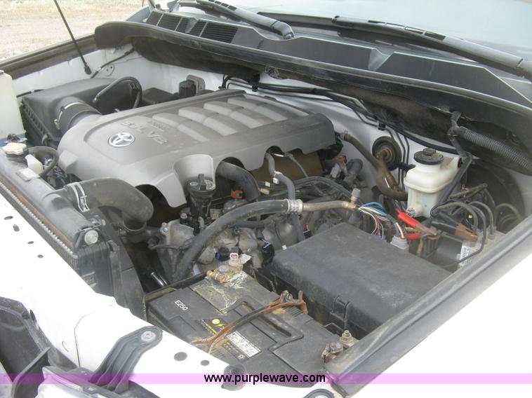 image for item K2989 2008 Toyota Tundra double cab pickup tuck