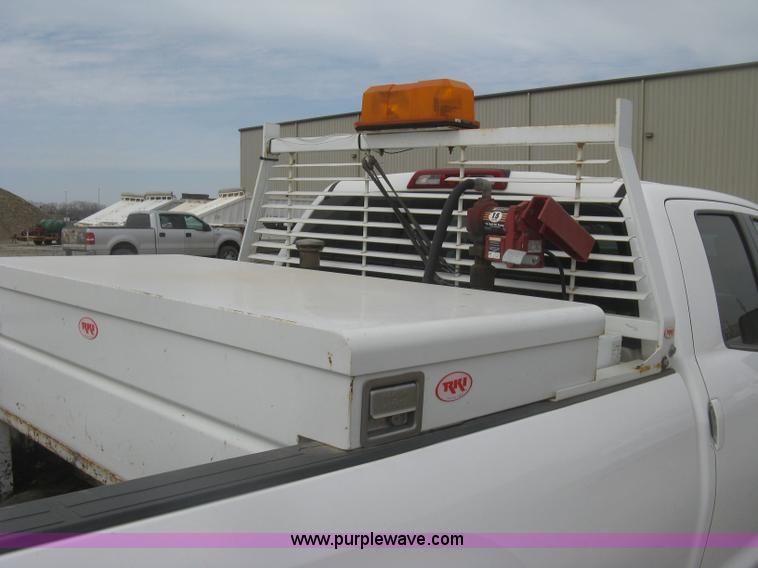 image for item K2989 2008 Toyota Tundra double cab pickup tuck