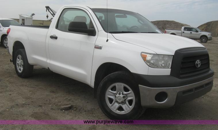 image for item K2991 2008 Toyota Tundra pickup truck