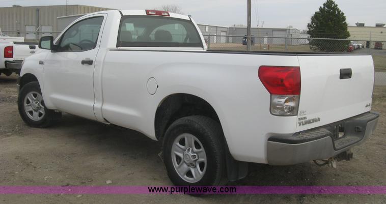 image for item K2991 2008 Toyota Tundra pickup truck