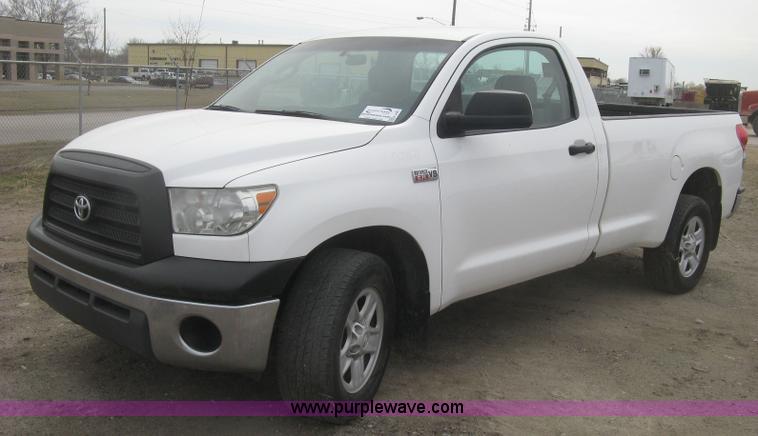 image for item K2991 2008 Toyota Tundra pickup truck