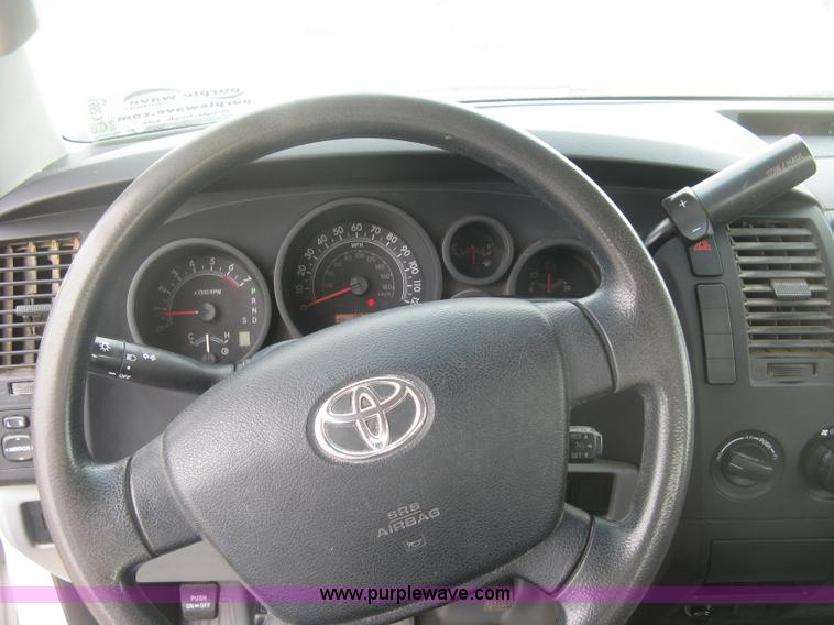 image for item K2991 2008 Toyota Tundra pickup truck