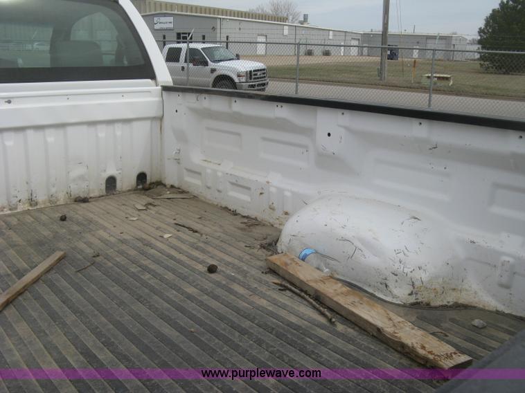 image for item K2991 2008 Toyota Tundra pickup truck