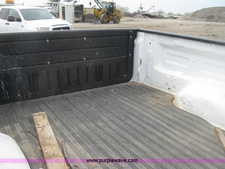 image for item K2991 2008 Toyota Tundra pickup truck