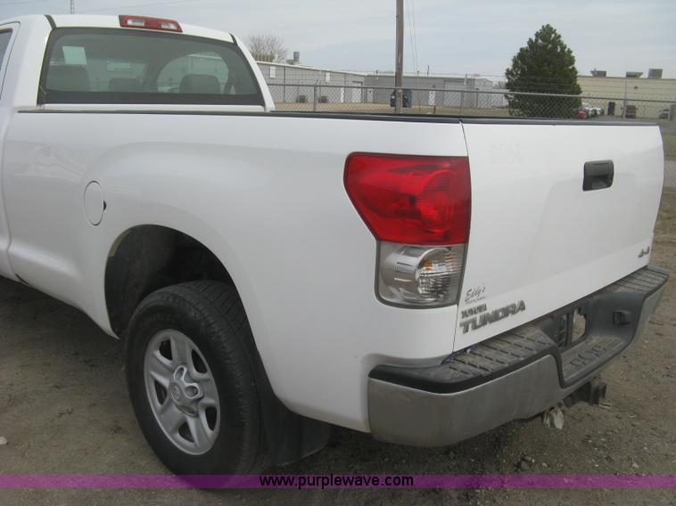 image for item K2991 2008 Toyota Tundra pickup truck