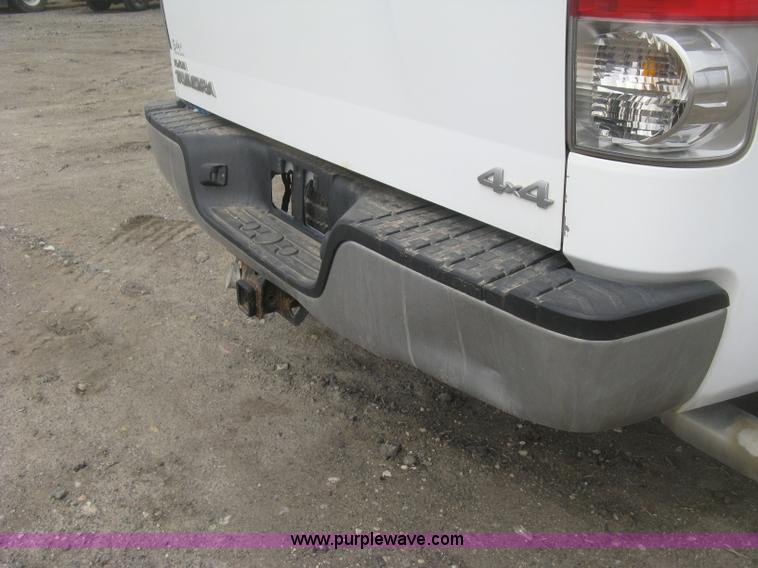 image for item K2991 2008 Toyota Tundra pickup truck