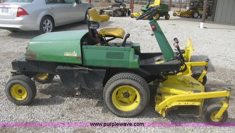 image for item K2993 John Deere F915 riding lawn mower