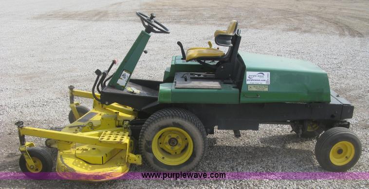 image for item K2993 John Deere F915 riding lawn mower