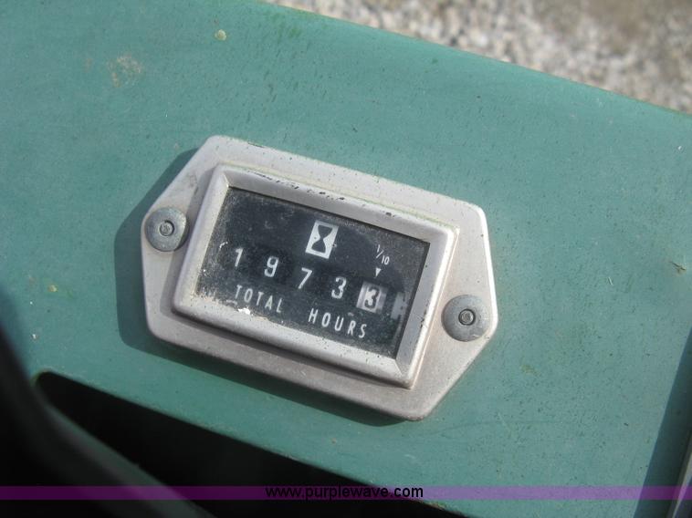 image for item K2993 John Deere F915 riding lawn mower