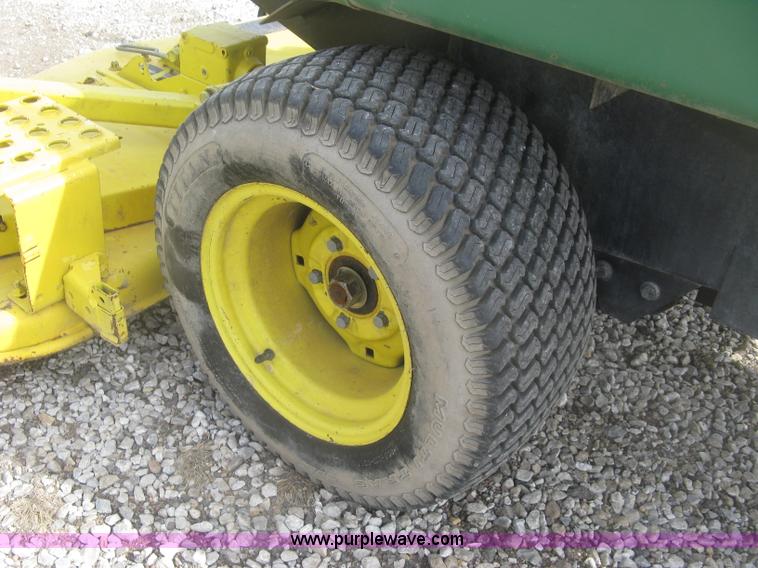 image for item K2993 John Deere F915 riding lawn mower