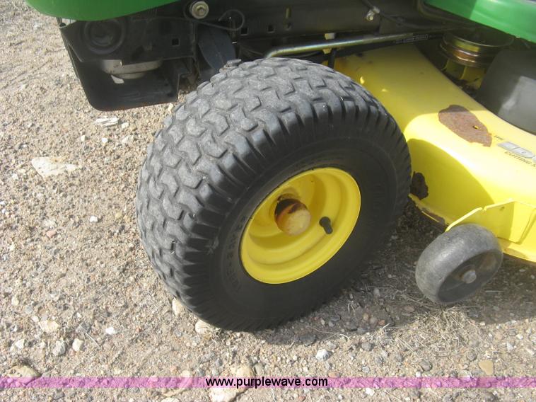 image for item K2994 2005 John Deere L118 riding lawn mower