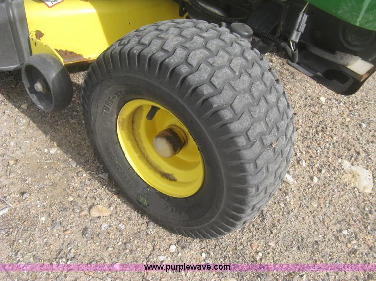image for item K2994 2005 John Deere L118 riding lawn mower