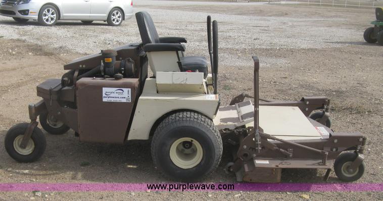 image for item K2995 1994 Grasshopper 725 riding lawn mower