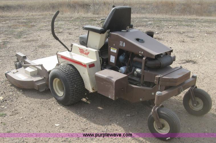 image for item K2995 1994 Grasshopper 725 riding lawn mower
