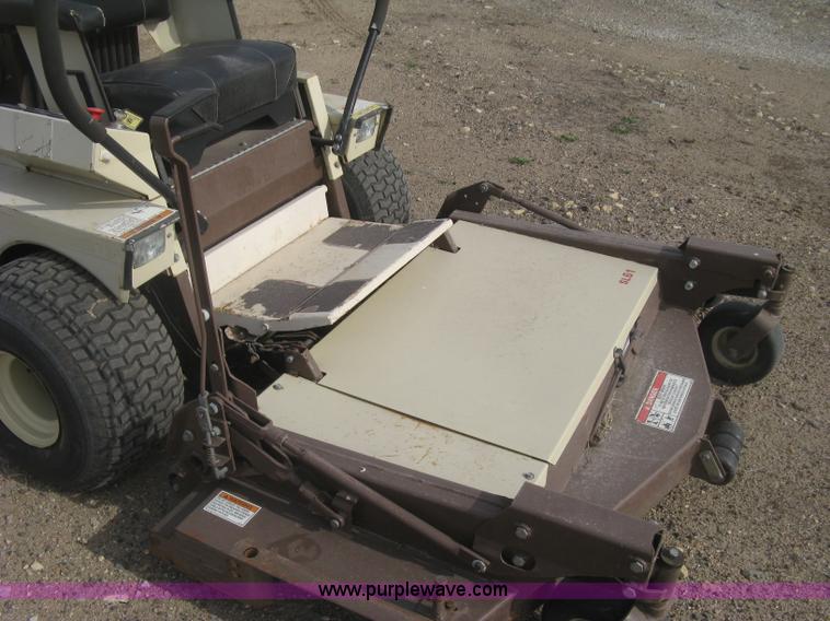 image for item K2995 1994 Grasshopper 725 riding lawn mower