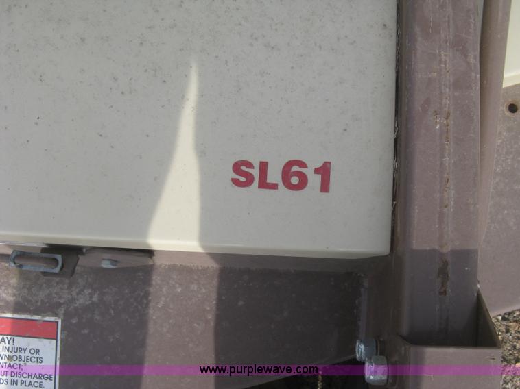 image for item K2995 1994 Grasshopper 725 riding lawn mower