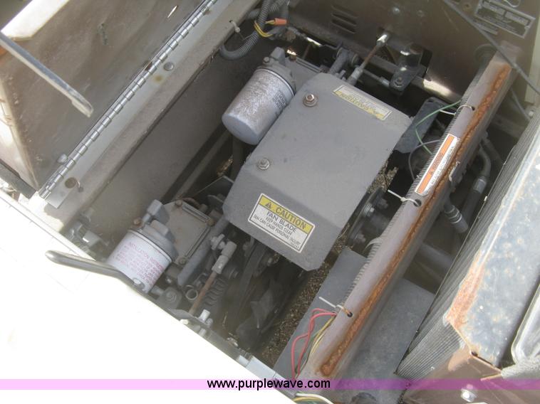 image for item K2995 1994 Grasshopper 725 riding lawn mower