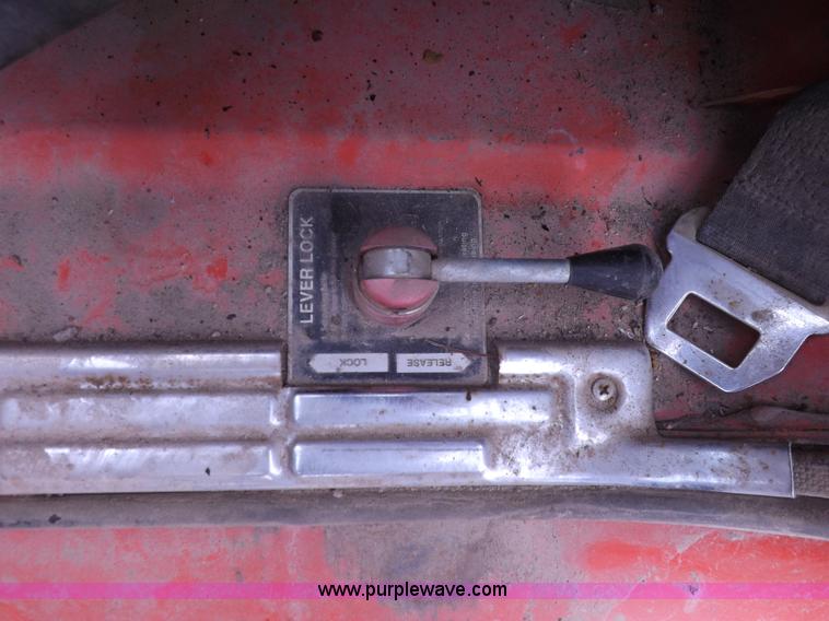 image for item K3761 1975 Chevrolet C65 gin pole truck