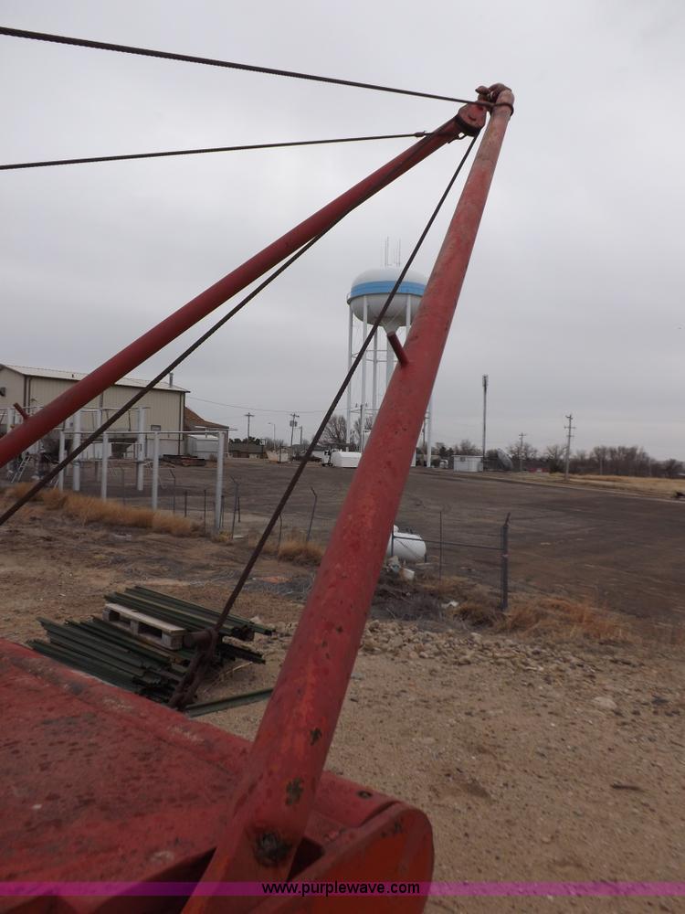 image for item K3761 1975 Chevrolet C65 gin pole truck