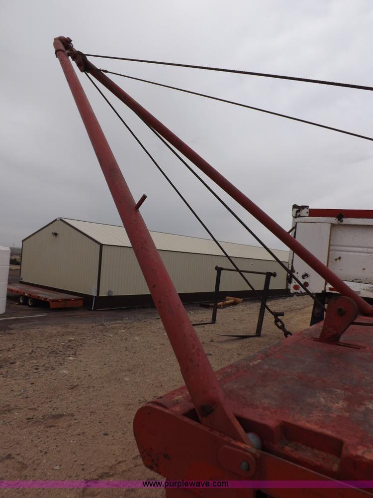 image for item K3761 1975 Chevrolet C65 gin pole truck