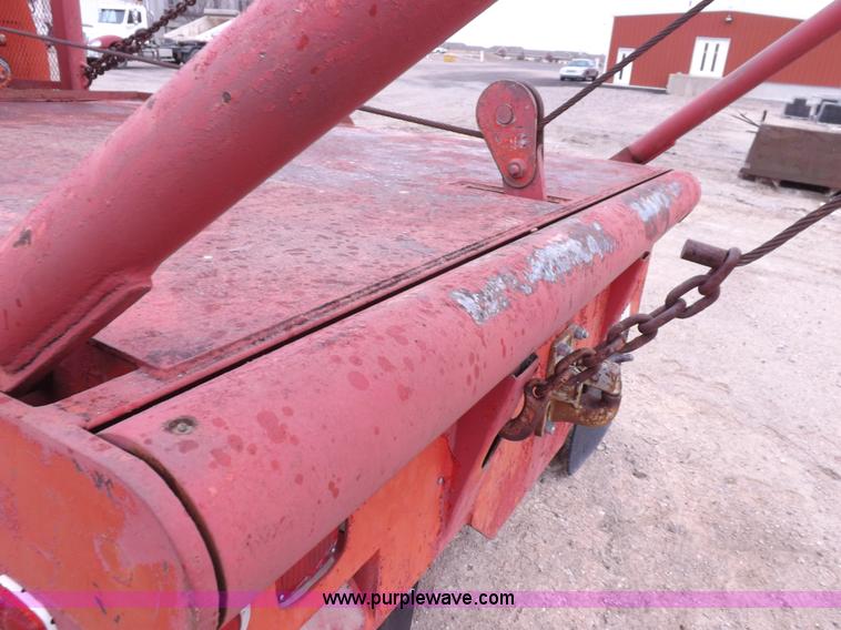 image for item K3761 1975 Chevrolet C65 gin pole truck