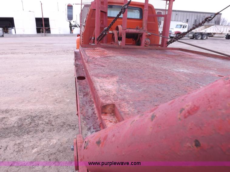 image for item K3761 1975 Chevrolet C65 gin pole truck