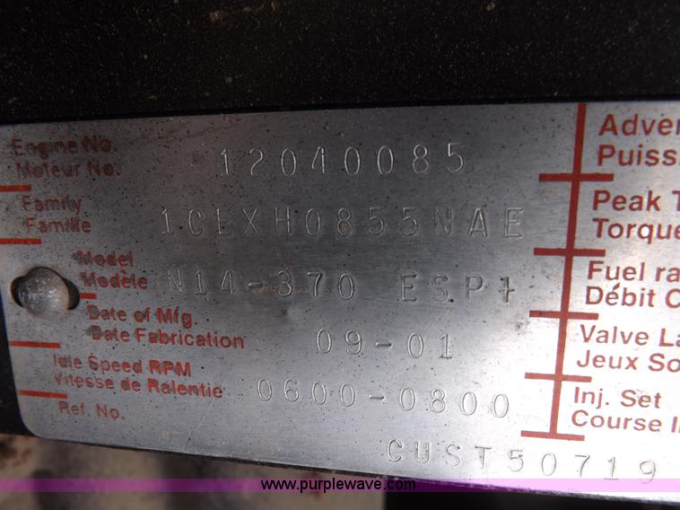 image for item K3762 2002 International 9100i truck chassis