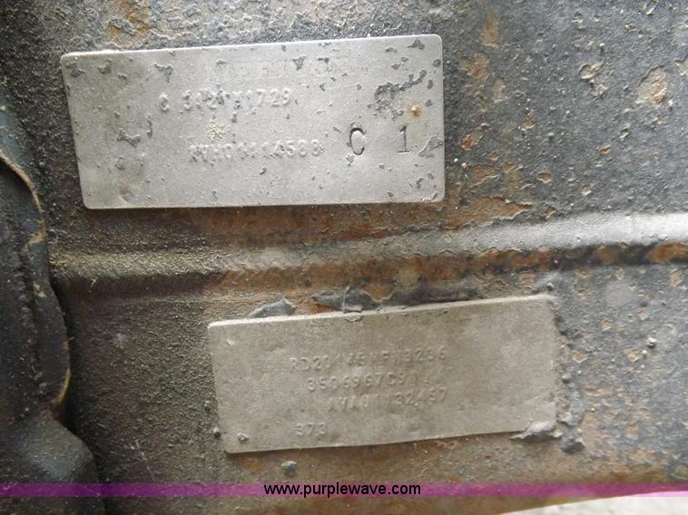 image for item K3762 2002 International 9100i truck chassis