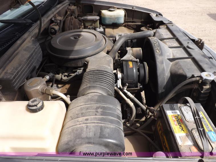 image for item K3766 1992 Chevrolet Silverado 1500 Ext. Cab pickup truck