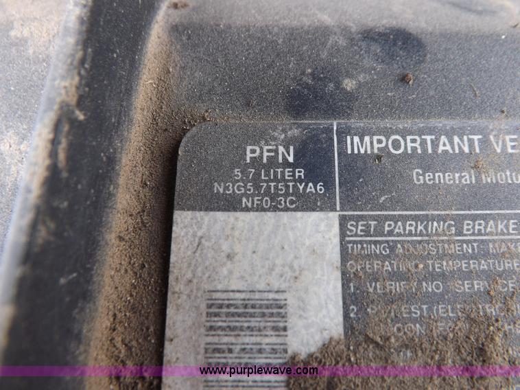 image for item K3766 1992 Chevrolet Silverado 1500 Ext. Cab pickup truck