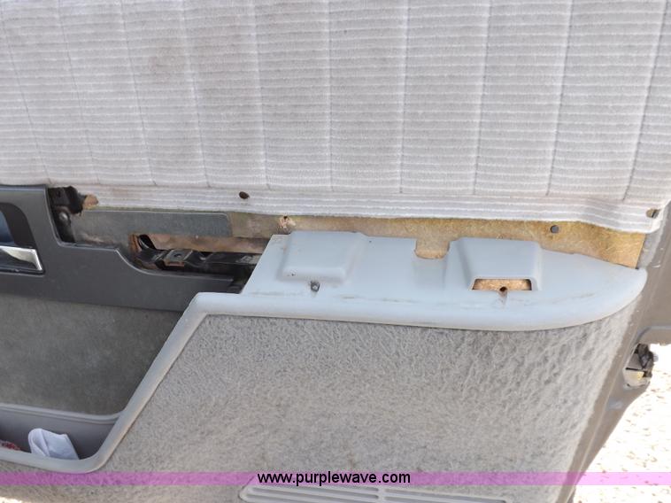 image for item K3766 1992 Chevrolet Silverado 1500 Ext. Cab pickup truck