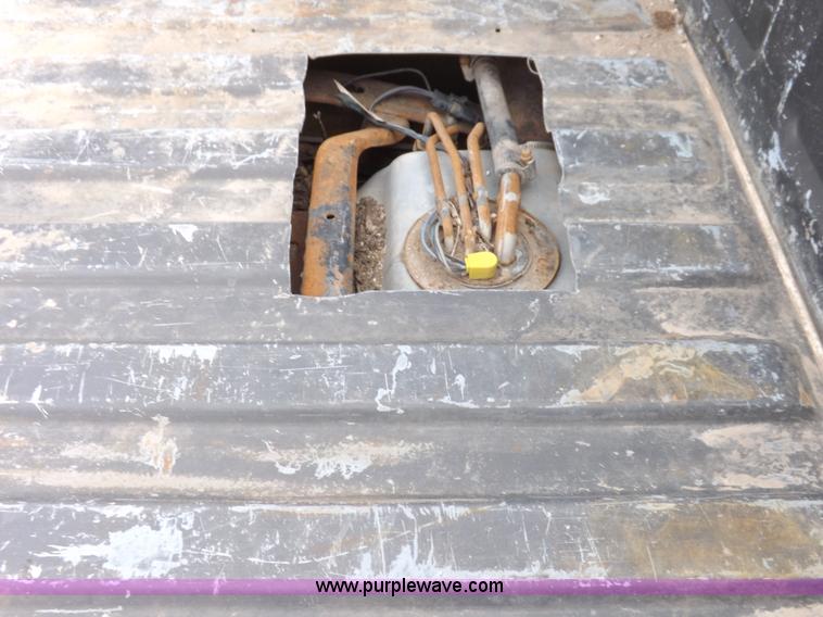 image for item K3766 1992 Chevrolet Silverado 1500 Ext. Cab pickup truck