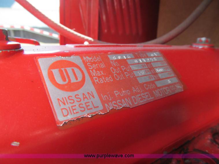 image for item K5520 1983 International 284 tractor