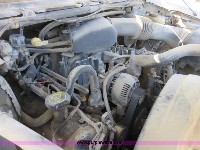 image for item K7026 2000 Ford F350 Super Duty flatbed pickup truck