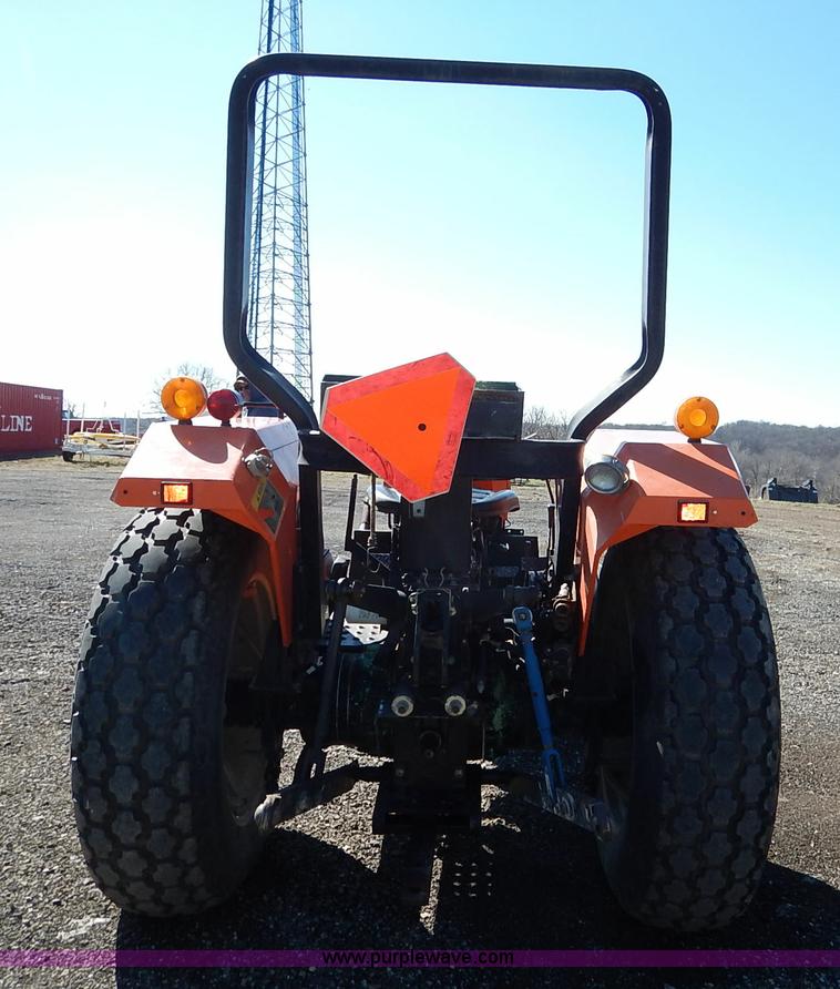 image for item K7323 1985 Allis Chalmers 6140 tractor