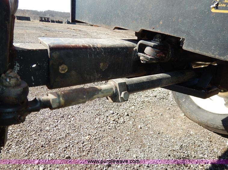 image for item K7323 1985 Allis Chalmers 6140 tractor