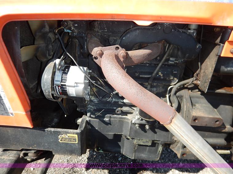 image for item K7323 1985 Allis Chalmers 6140 tractor