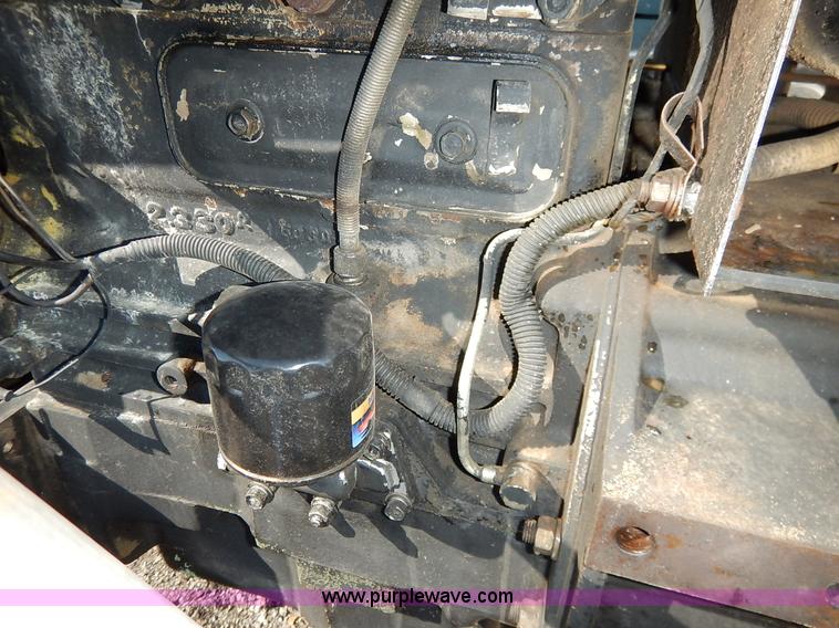 image for item K7323 1985 Allis Chalmers 6140 tractor