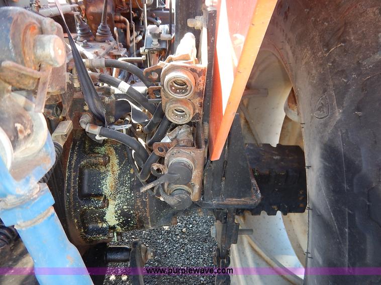 image for item K7323 1985 Allis Chalmers 6140 tractor