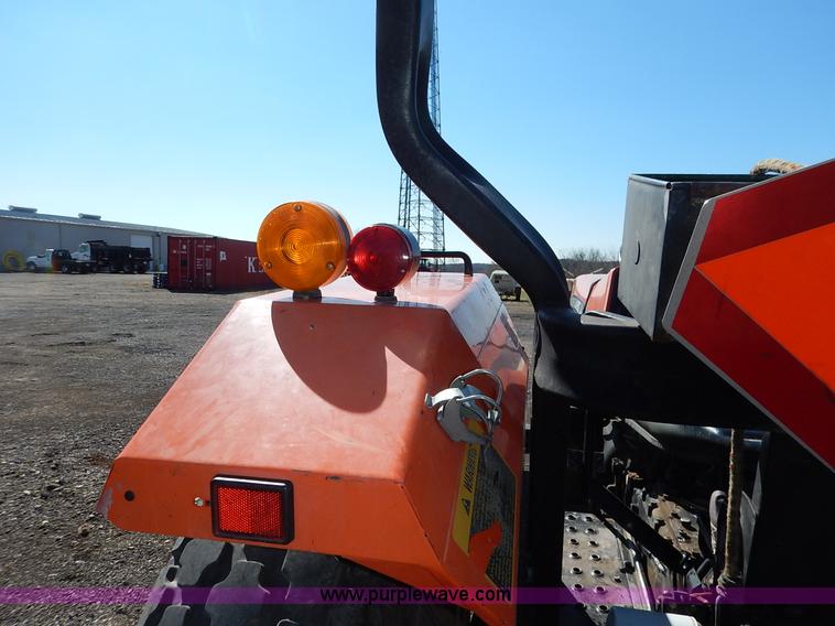 image for item K7323 1985 Allis Chalmers 6140 tractor