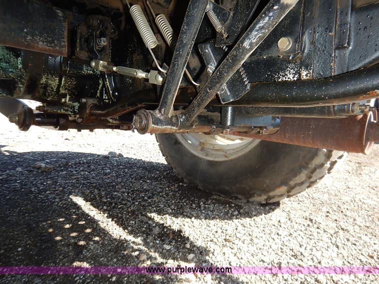 image for item K7323 1985 Allis Chalmers 6140 tractor