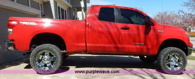 image for item K7327 2007 Toyota Tundra SR5 Double Cab pickup truck