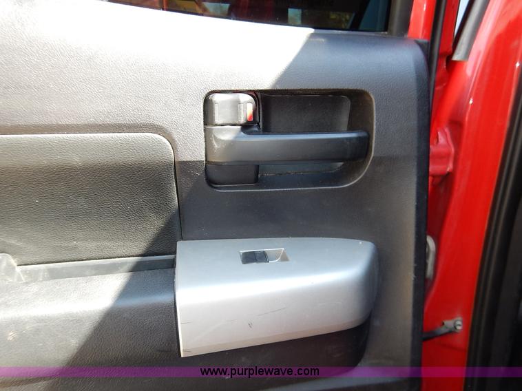 image for item K7327 2007 Toyota Tundra SR5 Double Cab pickup truck